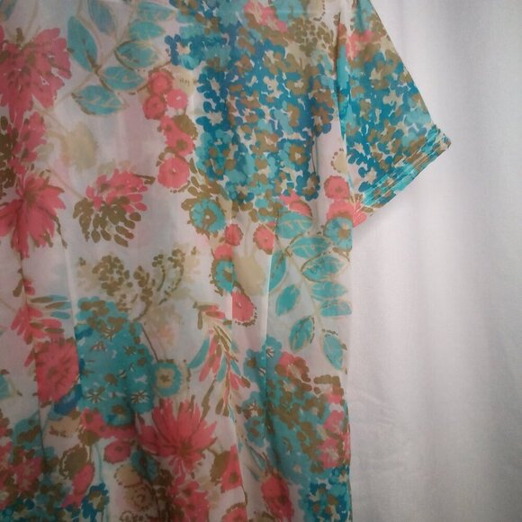 Emma James Blouse M Short Sleeve Button Up Sheer Floral Blue Pink - Picture 16 of 16
